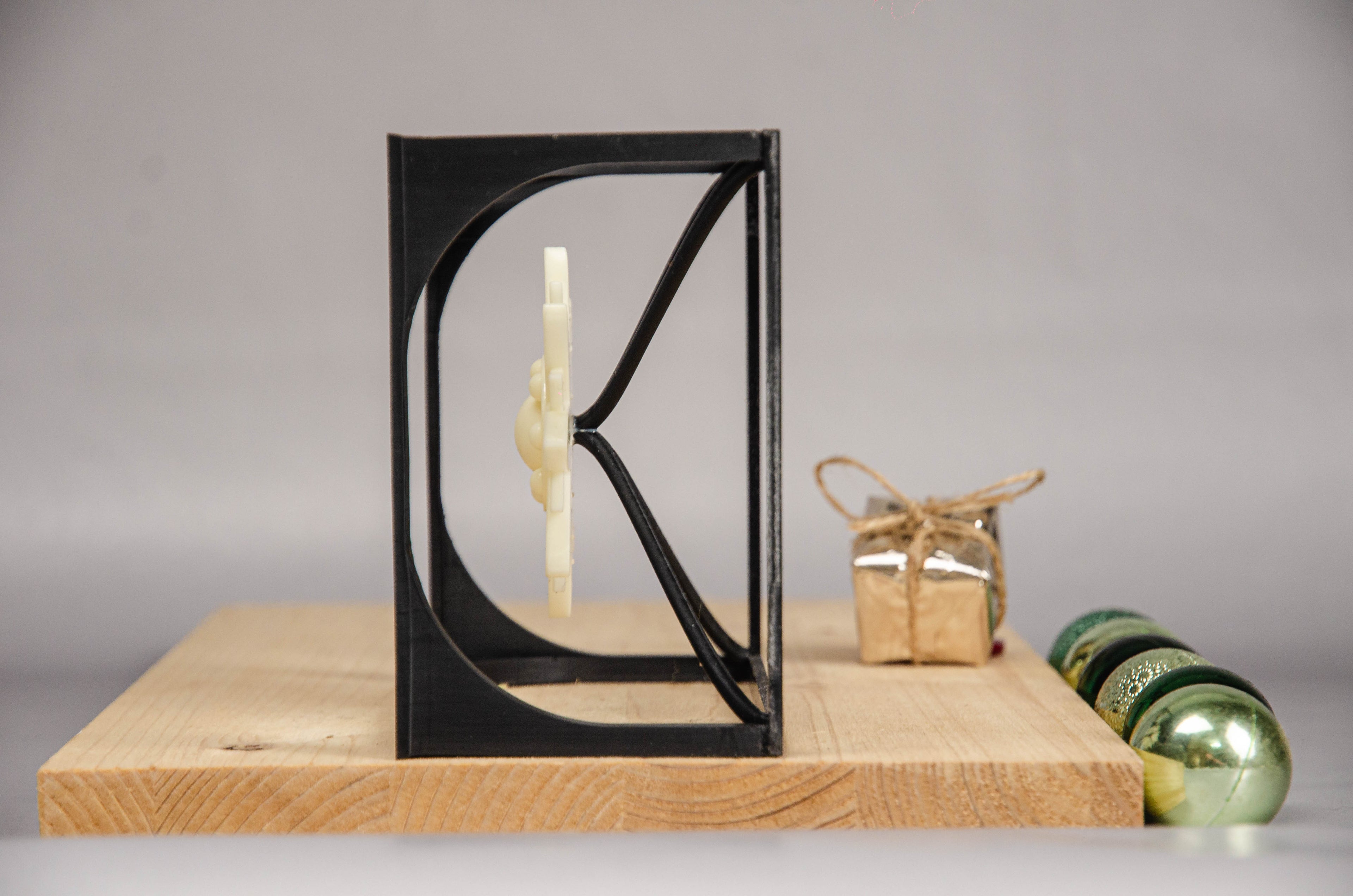 Edelweiss Cube - Modern Home Decor